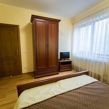 Пори Року Guest House Sinyak  Exterior photo