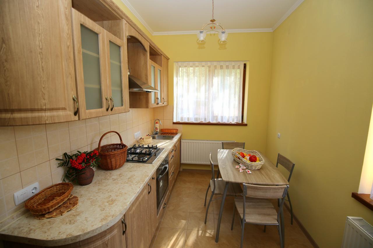 Пори Року Guest House Sinyak  Exterior photo